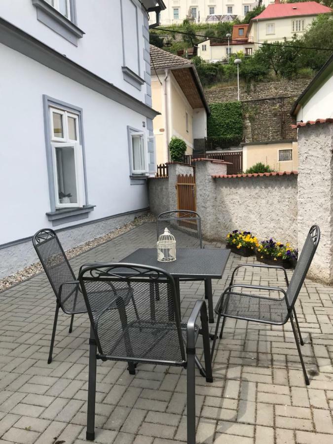 Comfortable Apartments Under The St. Barbara'S Cathedral Kutna Hora Exterior photo